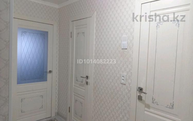 3-комнатная квартира · 64 м² · 10/10 этаж, мкр 11, шайкенова 5 за 21 млн ₸ в Актобе — фото 2