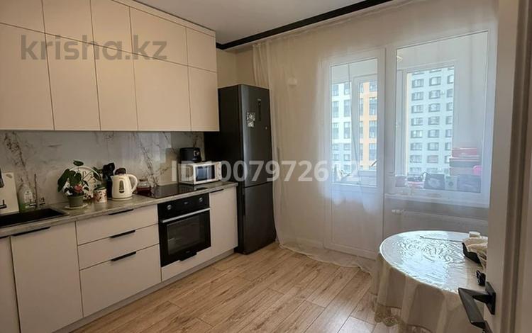 2-комнатная квартира · 45 м² · 7/14 этаж, Хусейн Бен Талал 41 за 260 000 ₸ в Астане, Есильский р-н — фото 2