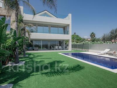 Продажа домов и дачи в Валенсии: Отдельный дом · 7 комнат · 340 м² · 5.2 сот., Carrer Arroz y Tartana 1 за ~ 1 млрд 〒 Отдельный дом · 7 комнат · 340 м² · 5.2 сот., Carrer Arroz y Tartana 1 за ~ 1 млрд 〒 в Валенсии