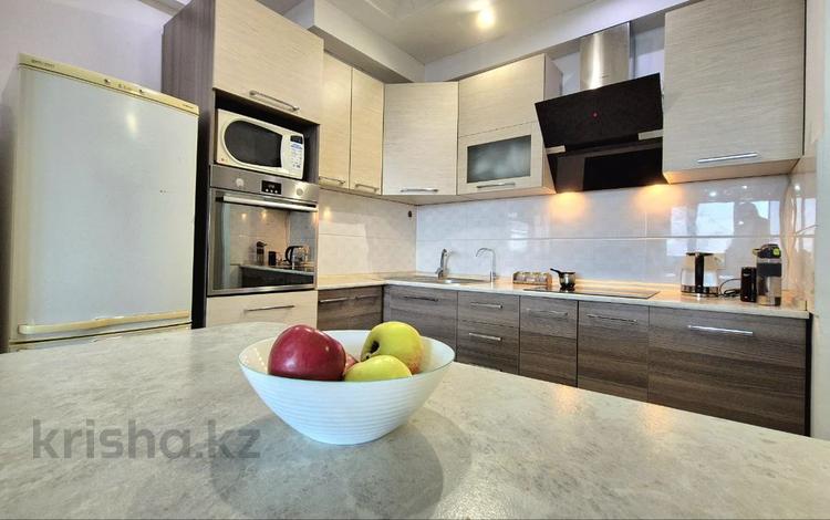 3-комнатная квартира · 90 м² · 13 этаж, Толе би 286/1, 286/3, 286/5, 286/6, 286/8 за 350 000 ₸ в Алматы, Алмалинский р-н — фото 2
