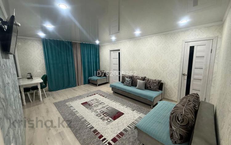 2-комнатная квартира · 46 м² · 2/4 этаж, Титова — Титова-Селевина за 15 000 ₸ в Семее — фото 3