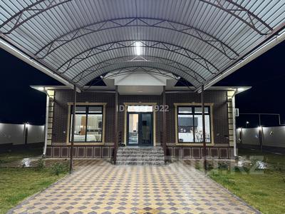 Отдельный дом · 5 комнат · 160 м² · 10 сот., Жылаган ата 107 за 43.9 млн 〒 в Туркестане