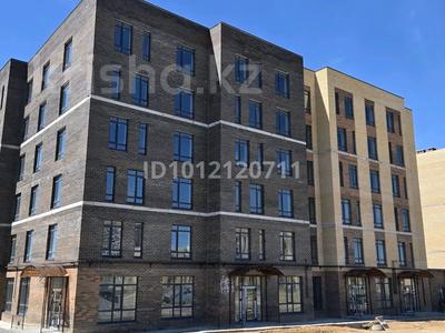 1-комнатная квартира · 52 м² · 3/6 этаж, Молдагуловой 74 — Молдагуловой за 17.9 млн 〒 в Актобе