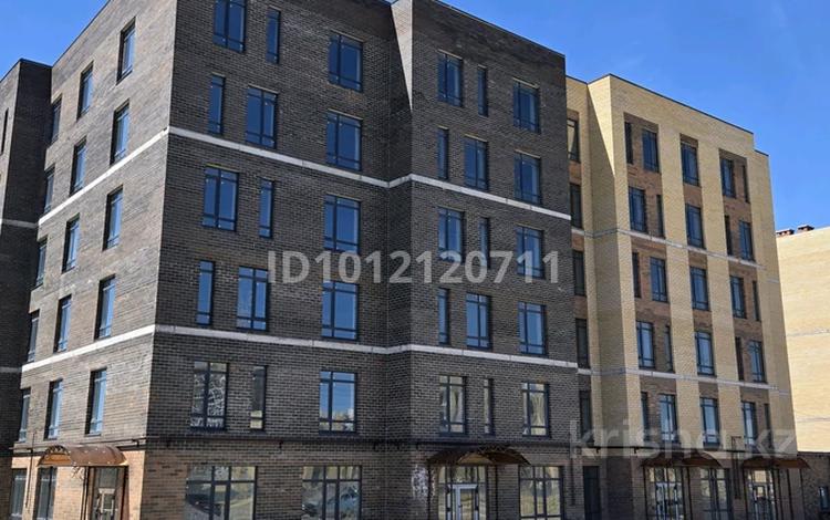 1-комнатная квартира · 52 м² · 3/6 этаж, Молдагуловой 74 — Молдагуловой за 17.9 млн 〒 в Актобе — фото 2
