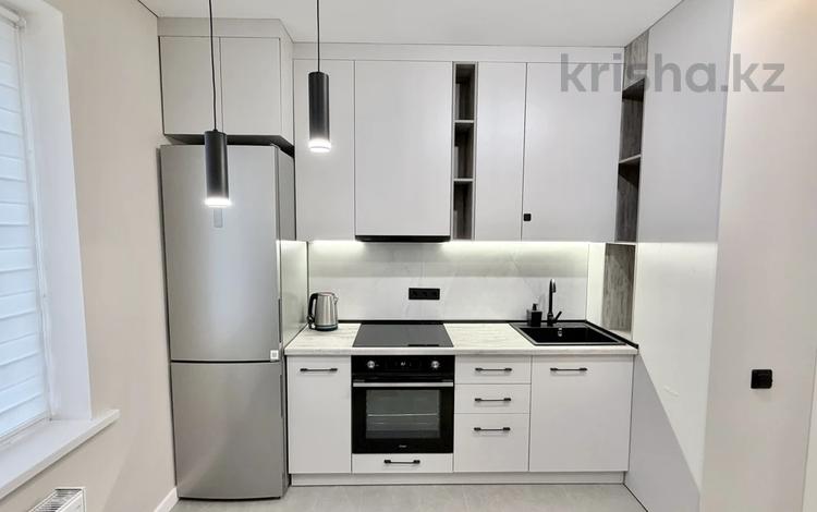 1-комнатная квартира · 35 м² · 3 этаж, Райымбека 210/4 — ЗВОНИТЕ СЕМЁНУ за 280 000 〒 в Алматы, Алмалинский р-н — фото 2