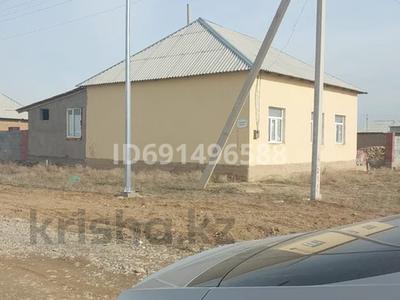 Отдельный дом • 6 комнат • 56.4 м² • 10 сот., Үш қоңыр 92 за 20 млн 〒 в Туркестане