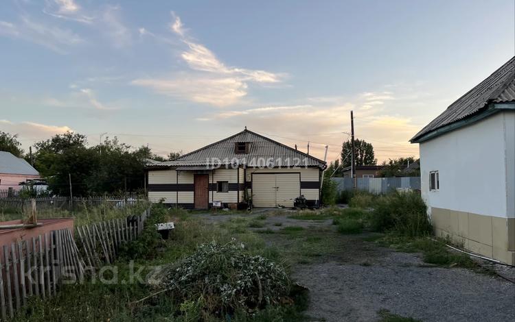 Жеке үй · 4 бөлме · 80 м² · 40 жүзд., Пушкина 51а — Пушкина, бағасы: 100 млн ₸ в Аксу — фото 2