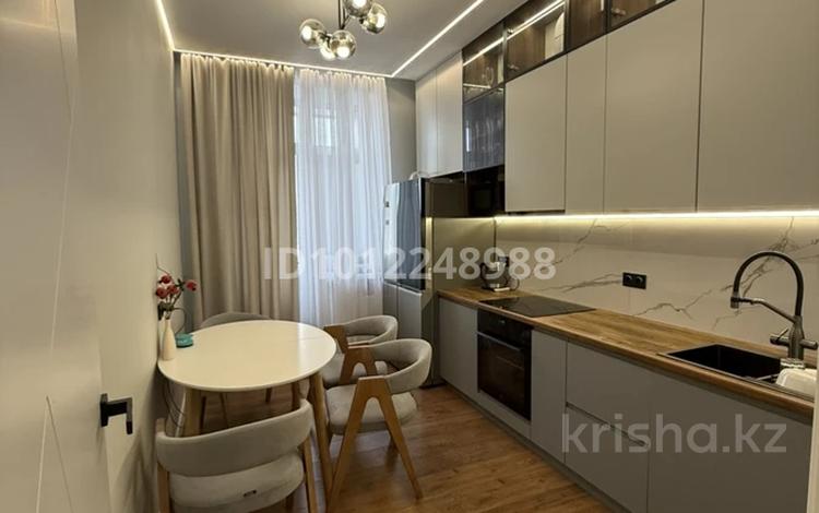 3-комнатная квартира · 80 м² · 4/10 этаж, ул. Казыбек Би 37 за 57 млн ₸ в Астане, Нура р-н — фото 2