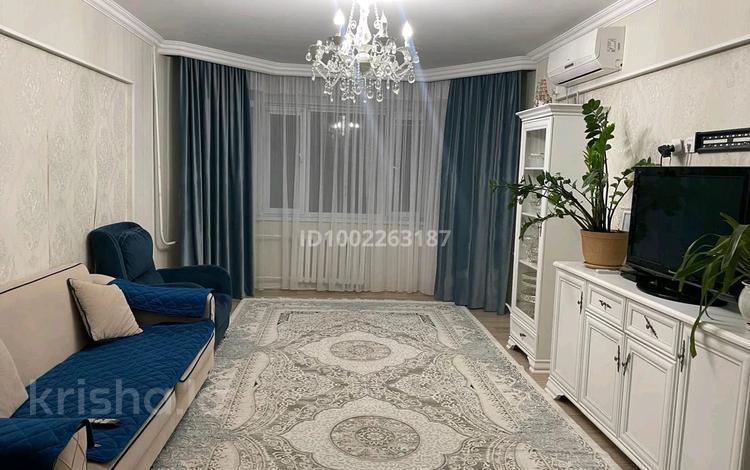 3-бөлмелі пәтер · 98 м² · 5/5 қабат, Рахимова 24 — Гор болницы, орхун, 12 мкр 24 дом 40 кв, бағасы: 30 млн 〒 в Таразе — фото 2