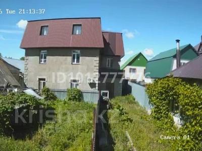 Отдельный дом · 20 комнат · 400 м² · 6 сот., Абиша Кекилбаева 79 — Район Епархии за 150 млн ₸ в Уральске