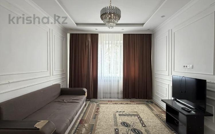 2-комнатная квартира · 60 м² · 5/5 этаж, мкр Айнабулак-4 175 за 260 000 ₸ в Алматы, Жетысуский р-н — фото 2