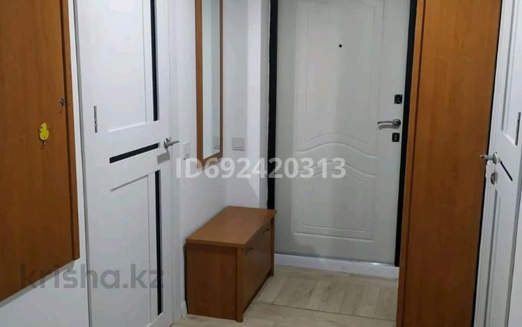 2-бөлмелі пәтер, 64 м², 11/13 қабат ай сайын, Муратбаева 14, бағасы: 320 000 〒 в Алматы, Алмалинский р-н — фото 2