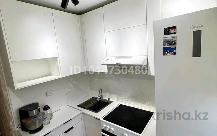 3-бөлмелі пәтер · 65 м² · 5/5 қабат, Анаркулова 3, бағасы: 15 млн ₸ в Жезказгане — фото 2