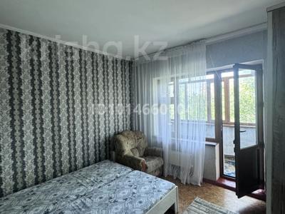 3-бөлмелі пәтер · 65 м² · 4/5 қабат, Аса ш/а. 17, бағасы: 140 000 ₸ в Таразе, мкр Аса