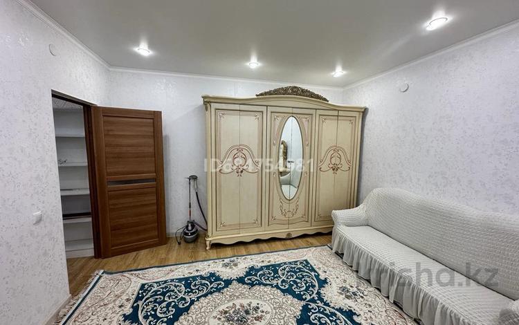1-комнатная квартира · 48 м² · 1/6 этаж, 34-й мкр 1 за 120 000 ₸ в Актау — фото 2