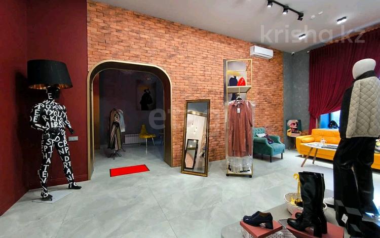 Дүкендер мен бутиктер · 128 м², бағасы: 700 000 ₸ в Актобе, мкр. Алтын орда — фото 2
