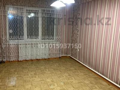 4-бөлмелі пәтер · 90 м² · 1/5 қабат, Абая 87 — Школа #3, ЦОН, Центр города, бағасы: 350 000 ₸ в Талгаре