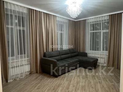 2-комнатная квартира · 53 м² · 5/10 этаж, мкр Юго-Восток, Микрорайон Байкена Ашимова за 250 000 〒 в Караганде, Казыбек би р-н