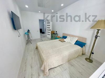 2-комнатная квартира · 63 м² · 6/10 этаж, Мухамедханова 41 за 31 млн ₸ в Астане, Нура р-н