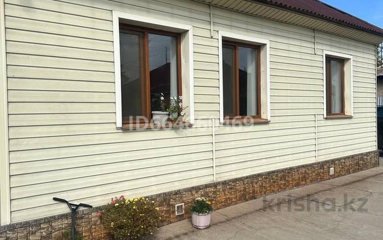 Жеке үй · 4 бөлме · 110 м² · 10 сот., Заводская улица, бағасы: 40 млн ₸ в Боралдае (Бурундай) — фото 31
