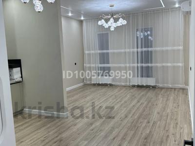 4-комнатная квартира · 111 м² · 3/4 этаж, мкр Ак Шагала, Мкр. Ак Шагала 11 за 85 млн 〒 в Атырау