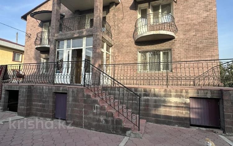 Отдельный дом · 7 комнат · 335.2 м² · 8 сот., мкр Айгерим-2, Бесторе за 100 млн ₸ в Алматы, Алатауский р-н — фото 32