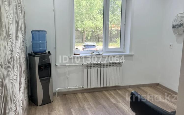 Свободное назначение · 30 м² за 30 000 ₸ в Караганде, Казыбек би р-н — фото 2