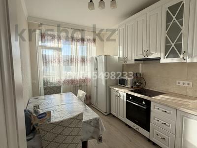 3-бөлмелі пәтер · 90 м² · 6/8 қабат, Аманжол Болекпаев 12, бағасы: 400 000 ₸ в Астане, Алматы р-н