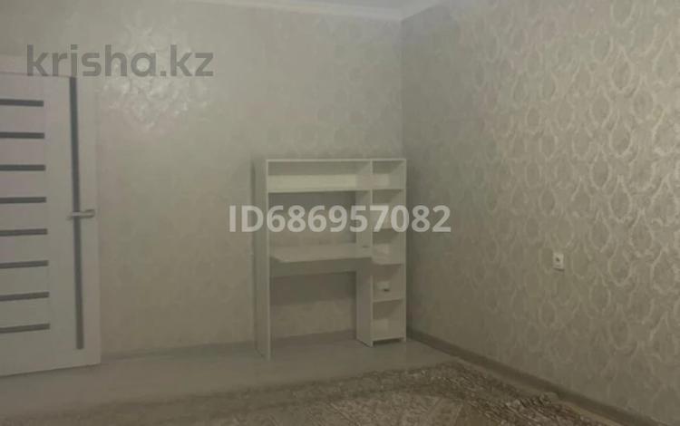 1-комнатная квартира · 60 м² · 1/5 этаж, 16-й микрорайон, 16-й микрорайон за 130 000 〒 в Шымкенте, Аль-Фарабийский р-н — фото 2