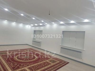 Жеке үй · 4 бөлме · 200 м² · 8 жүзд., Фариза Онгарсынова 64, бағасы: 38 млн ₸ в Кульсары