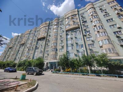 1-комнатная квартира · 60.3 м² · 9/9 этаж, Жарбосынова 62 за 21 млн 〒 в Атырау