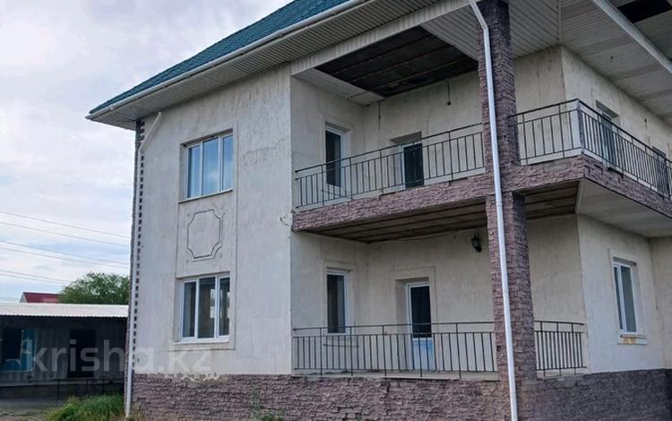 Жеке үй · 5 бөлме · 240 м² · 25 жүзд., Спутник 102, бағасы: 150 млн ₸ в Конаеве — фото 2