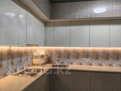 3-комнатная квартира · 65 м² · 3/12 этаж, Аль-Фараби 1а за 500 000 ₸ в Алматы, Медеуский р-н