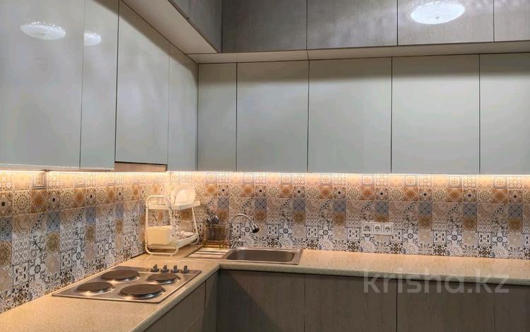 3-бөлмелі пәтер · 65 м² · 3/12 қабат, Аль-Фараби 1а, бағасы: 500 000 ₸ в Алматы, Медеуский р-н — фото 29