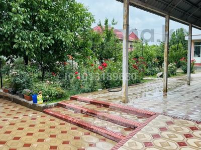 Жеке үй · 7 бөлме · 183.5 м² · 10 жүзд., Самал-1 ш/а 1144 — Рыскулова-Ескендирова, бағасы: 55 млн ₸ в Шымкенте, Абайский р-н