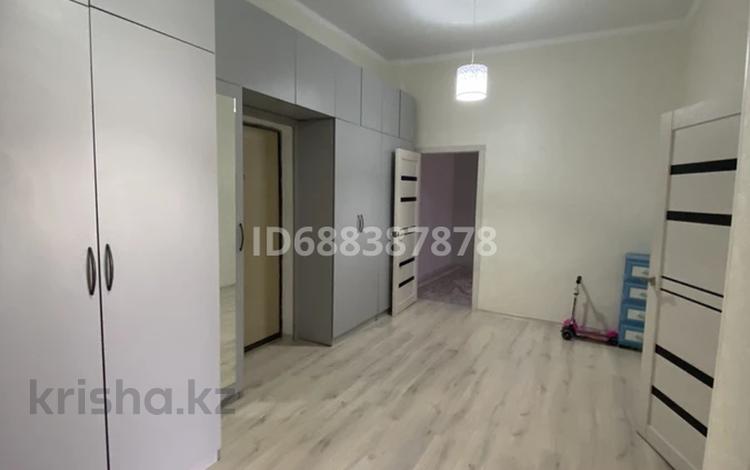 2-комнатная квартира · 70 м² · 13/16 этаж, 16-й мкр , ​16-й микрорайон 64 за 21.7 млн ₸ в Актау — фото 2