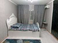 1-комнатная квартира, 32 м² по часам, Муратбаева 20 за 3 000 〒 в 