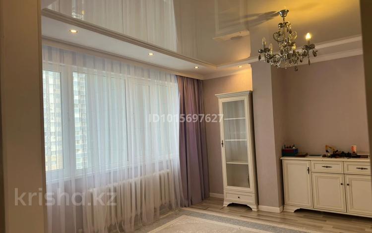 3-комнатная квартира · 70.5 м² · 10/18 этаж, Сарайшык 5/1 — Бәйтеректің жаны за 39 млн ₸ в Астане, Есильский р-н — фото 2