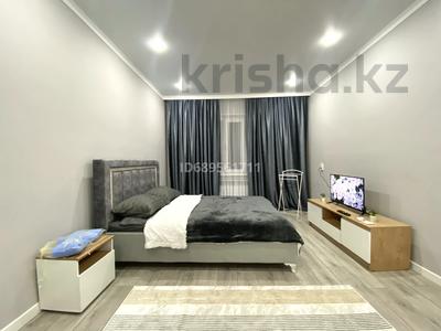 Продажа квартир в Жамбылской обл.: 1-комнатная квартира, 38 м², 3/5 этаж, Қуанышбек Жазылбекова 11 за 11.9 млн 〒 1-комнатная квартира, 38 м², 3/5 этаж, Қуанышбек Жазылбекова 11 за 11.9 млн 〒 в Таразе