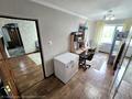 3-бөлмелі пәтер · 60 м² · 3/5 қабат, Гарышкерлер 12, бағасы: 18 млн ₸ в Жезказгане — фото 3