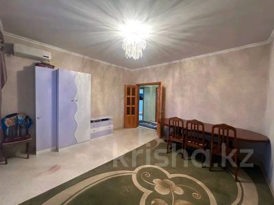 4-комнатная квартира · 82 м² · 4/5 этаж, Пр. Сатпаева 150 за 25 млн 〒