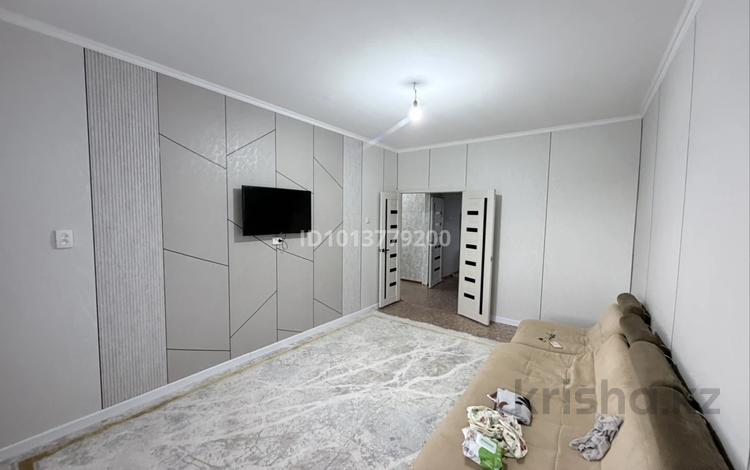 2-бөлмелі пәтер · 52.3 м² · 5/5 қабат, Аса ш/а. 34 — Расположен(а) возле рынка «Кайкармет», напротив медицинского центра «Алмаз»., бағасы: 15.5 млн ₸ в Таразе, мкр Аса — фото 7