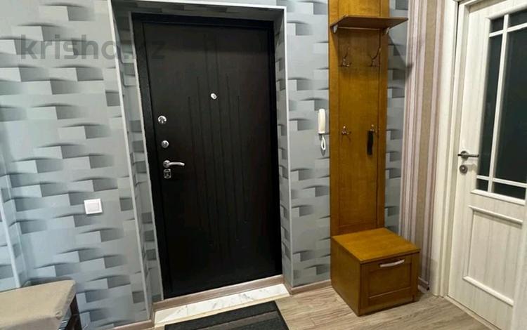 2-комнатная квартира · 80 м² · 12/14 этаж, Новои 72 за 330 000 ₸ в Алматы, Бостандыкский р-н — фото 2