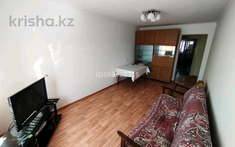 2-бөлмелі пәтер · 47.5 м² · 3/5 қабат, Есенберлина 15 — 6 микрорайон за акиматом, бағасы: 14.5 млн ₸ в Жезказгане — фото 13