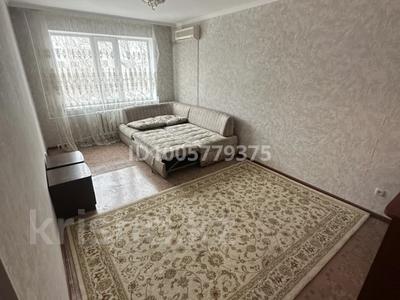 2-комнатная квартира · 60 м² · 3/5 этаж, мкр 8 175 — Санкибай батыра 175 за 150 000 〒 в Актобе