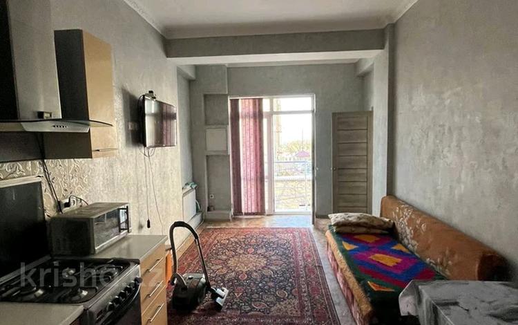 2-комнатная квартира, 50 м², 2/10 этаж помесячно, Байгазиева 35 за 180 000 〒 в Каскелене — фото 2