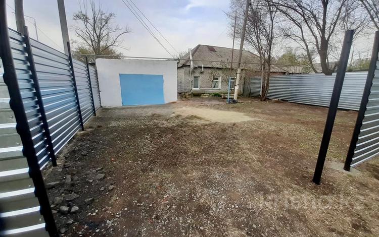 Часть дома · 2 комнаты · 42.4 м² · 2.14 сот., Ленинградская за 10.5 млн 〒 в Костанае — фото 24