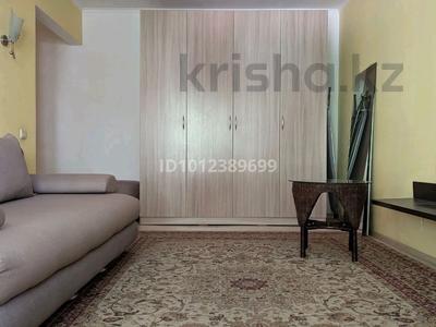 1-бөлмелі пәтер · 31 м² · 2/5 қабат, Көктем-2 ш/а. 312 — Байзакова Габдуллина, бағасы: 240 000 ₸ в Алматы, Бостандыкский р-н