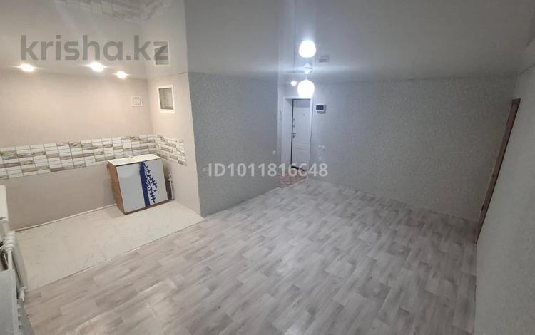 2-бөлмелі пәтер · 44 м² · 4/5 қабат, 2 мкр 3 — Остановка "Кольцо", бағасы: 7.8 млн ₸ в Абае — фото 2