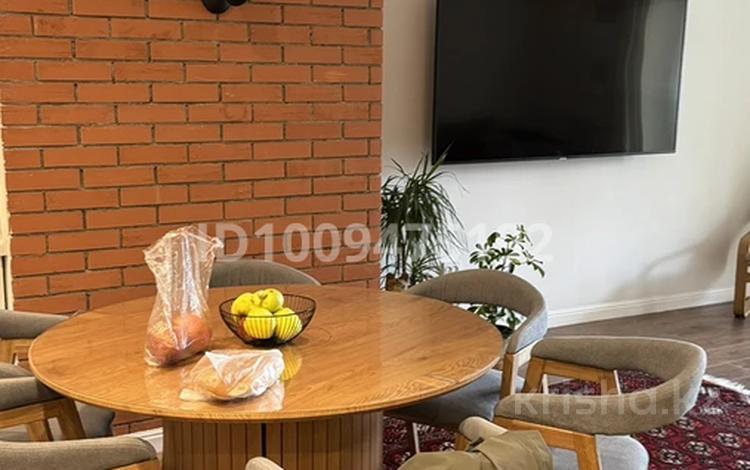 3-бөлмелі пәтер · 128 м² · 3/13 қабат, 16-й мкр 85, бағасы: 55 млн ₸ в Актау — фото 2